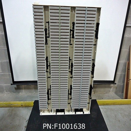 F1001638